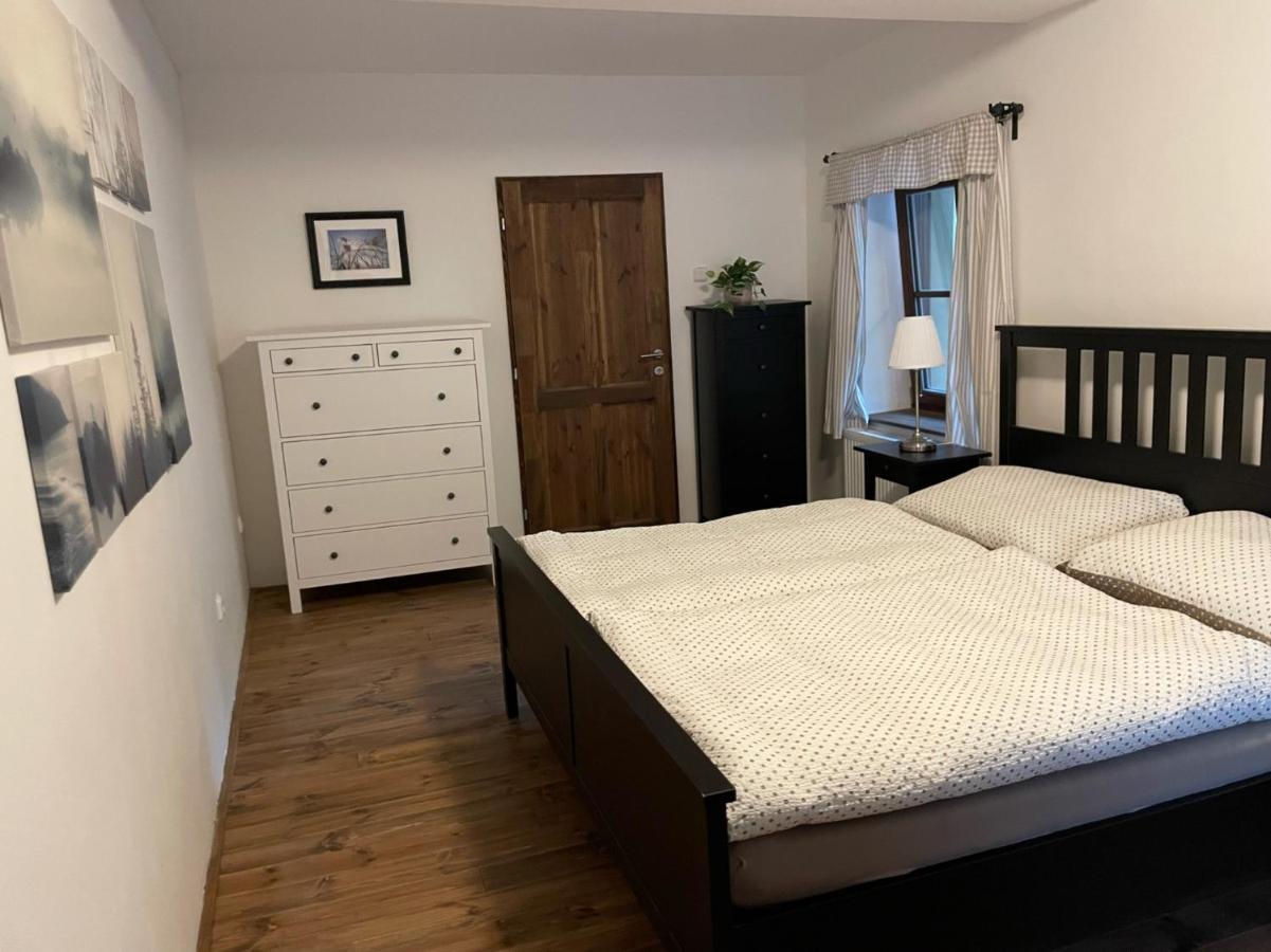 Apartmany Rozmberk โรเช็มเบิร์ก นาด วัลตาวูว์ ภายนอก รูปภาพ