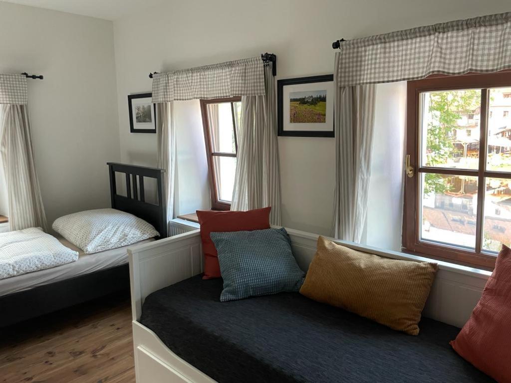 Apartmany Rozmberk โรเช็มเบิร์ก นาด วัลตาวูว์ ภายนอก รูปภาพ