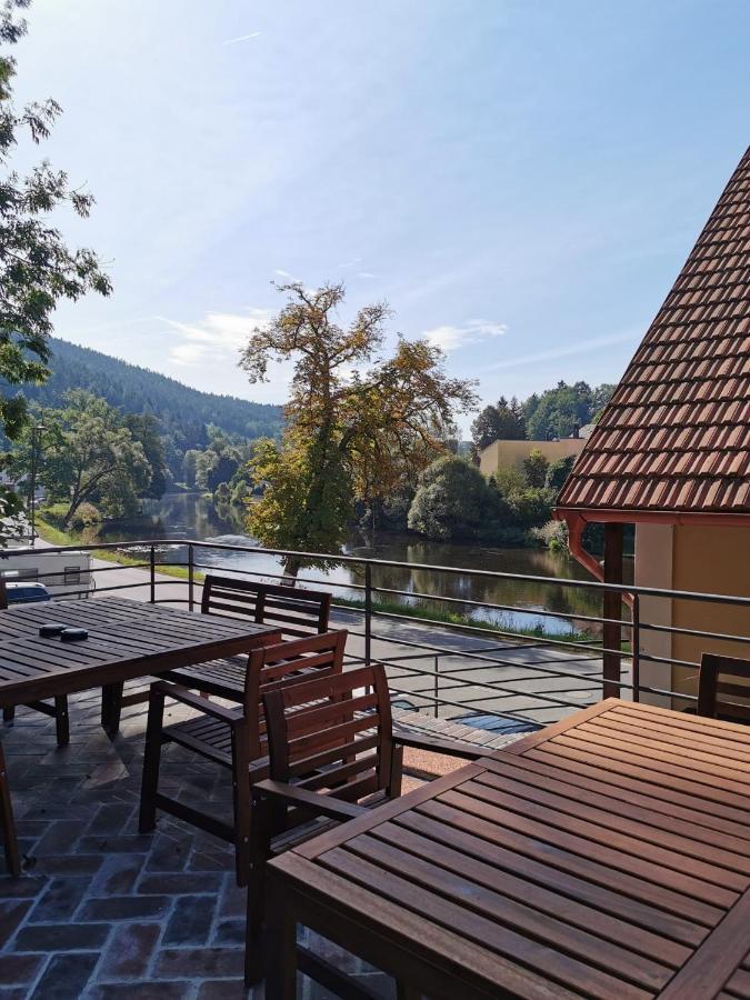 Apartmany Rozmberk โรเช็มเบิร์ก นาด วัลตาวูว์ ภายนอก รูปภาพ
